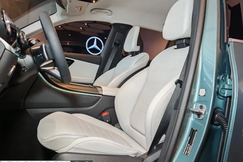 Mercedes-Benz GLC (Clasa GLC) din 2025 cu 1 km - oferta MER233912 - foto 4
