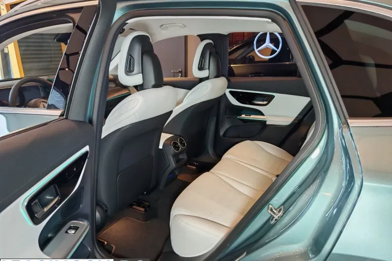 Mercedes-Benz GLC (Clasa GLC) din 2025 cu 1 km - oferta MER233912 - foto 18
