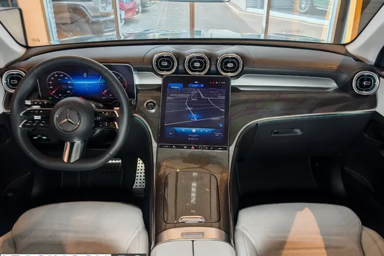 Mercedes-Benz GLC (Clasa GLC) din 2025 cu 1 km - oferta MER233912 - foto 20