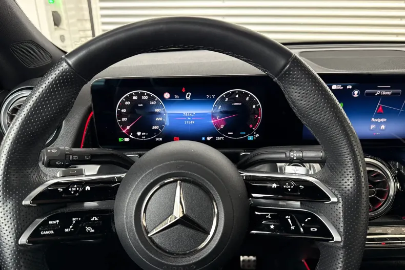 Mercedes-Benz GLB 220 (Clasa GLB) din 2024 cu 17.549 km - oferta MER233913 - foto 3