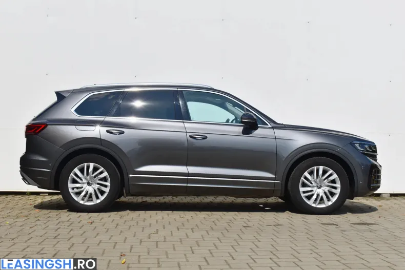 Volkswagen Touareg din 2024 cu 84.503 km - oferta VOL233916 - foto 14