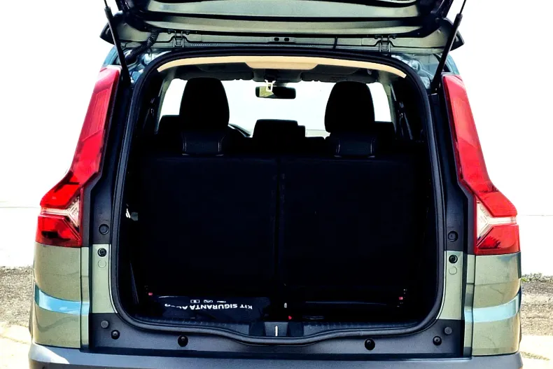 Dacia Jogger din 2023 cu 19.000 km - oferta DAC233917 - foto 5