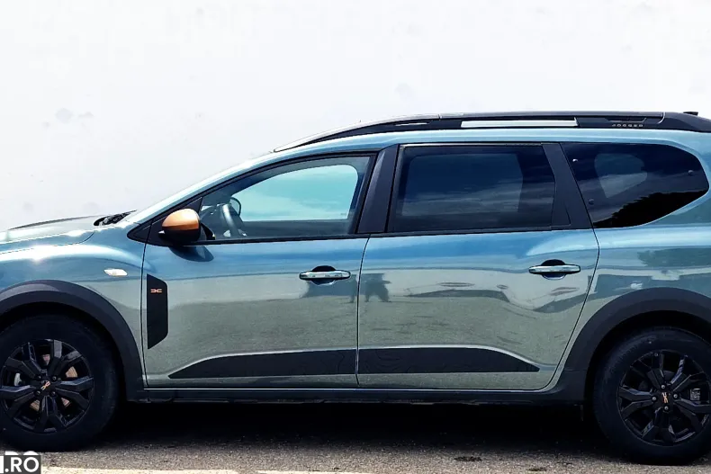 Dacia Jogger din 2023 cu 19.000 km - oferta DAC233917 - foto 9