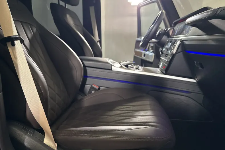 Mercedes-Benz G 500 (Clasa G) din 2023 cu 31.843 km - oferta MER233927 - foto 11