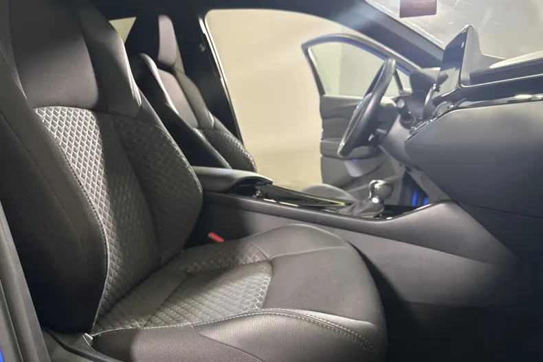 Toyota C-HR din 2022 cu 33.068 km - oferta TOY233928 - foto 11
