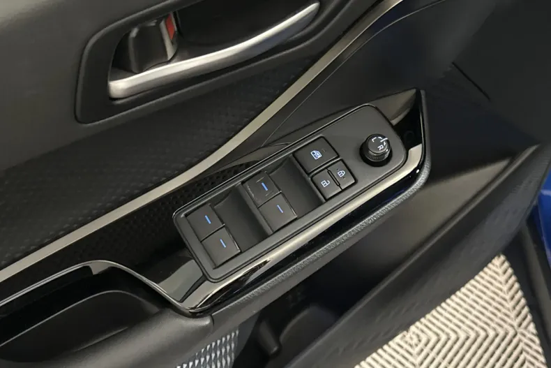 Toyota C-HR din 2022 cu 33.068 km - oferta TOY233928 - foto 14