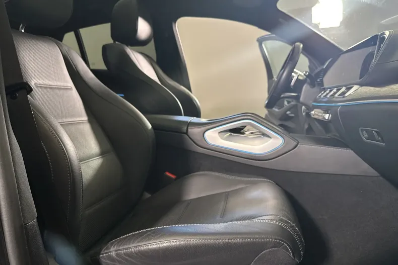 Mercedes-Benz GLE 400 (Clasa GLE) din 2022 cu 61.982 km - oferta MER233929 - foto 11
