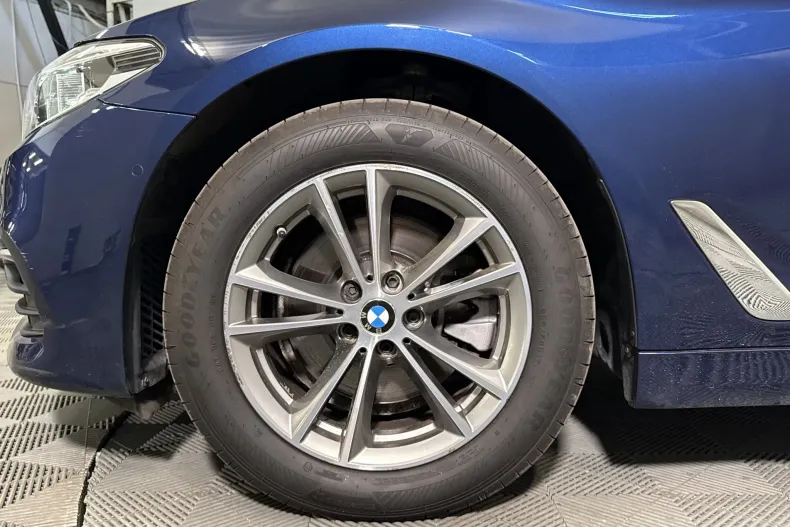 BMW 520d (Seria 5) din 2020 cu 69.637 km - oferta BMW233942 - foto 13