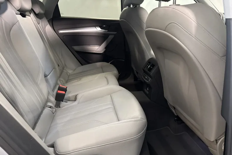 Audi Q5 din 2020 cu 60.272 km - oferta AUD233951 - foto 12
