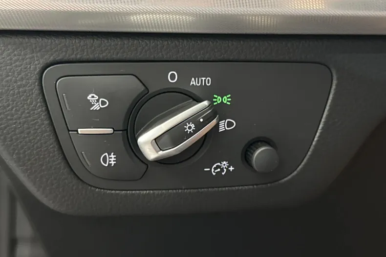 Audi Q5 din 2020 cu 60.272 km - oferta AUD233951 - foto 15