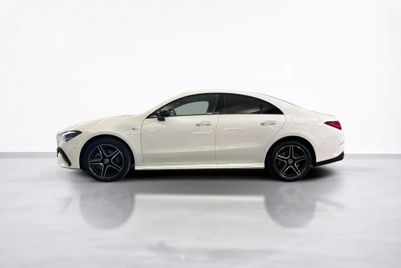Mercedes-Benz CLA 250 (Clasa CLA) din 2025 cu 20.444 km - oferta MER233958 - foto 2