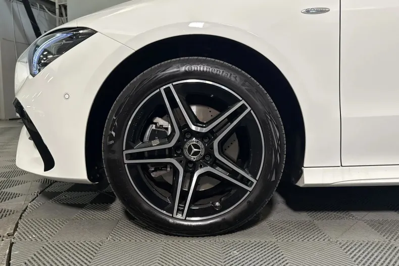 Mercedes-Benz CLA 250 (Clasa CLA) din 2025 cu 20.444 km - oferta MER233958 - foto 13