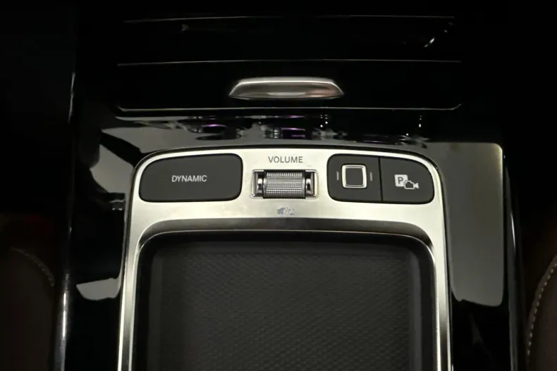 Mercedes-Benz CLA 250 (Clasa CLA) din 2025 cu 20.444 km - oferta MER233958 - foto 18