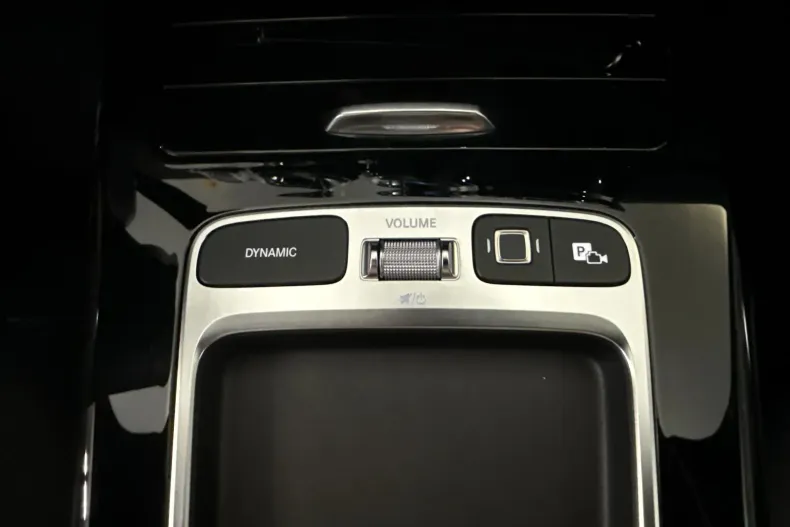 Mercedes-Benz A 180 (Clasa A) din 2025 cu 5.298 km - oferta MER233961 - foto 17