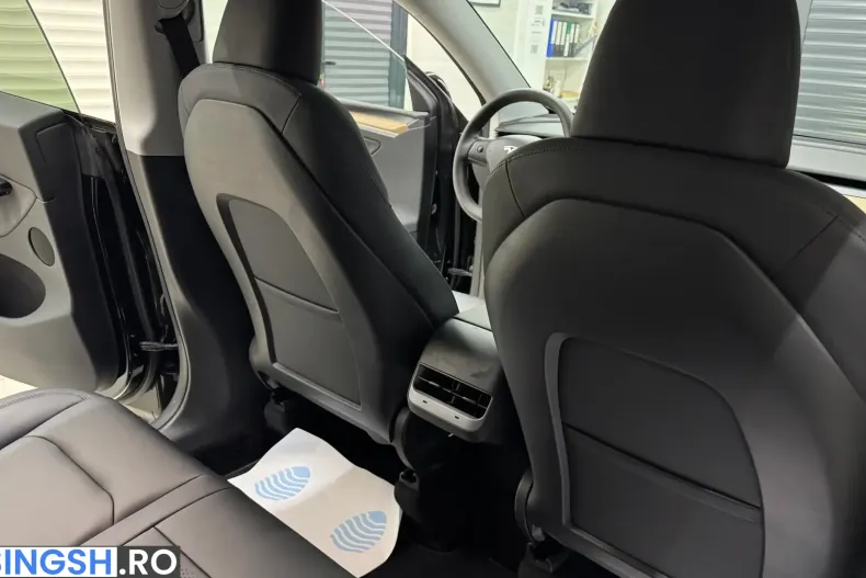 Tesla Model Y din 2023 cu 73.789 km - oferta TES233973 - foto 12