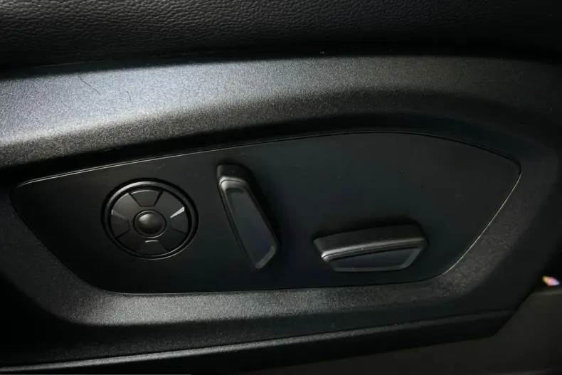 Ford Explorer din 2021 cu 114.656 km - oferta FOR233975 - foto 12