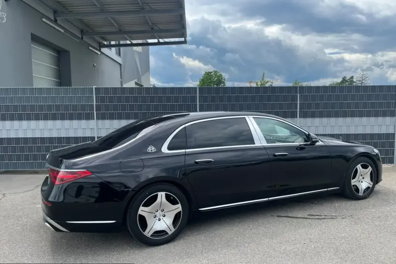 Mercedes-Benz S 680 (Clasa S) din 2023 cu 9.500 km - oferta MER233977 - foto 8