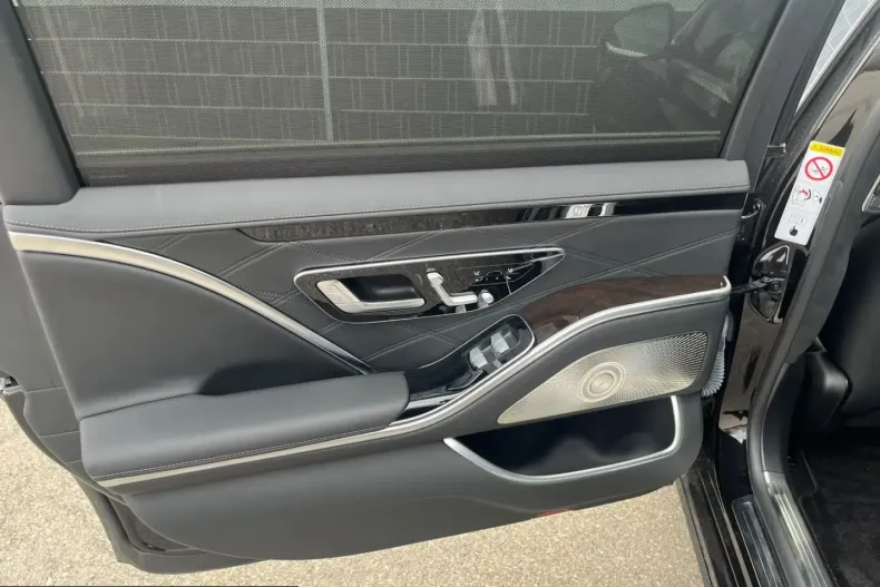 Mercedes-Benz S 680 (Clasa S) din 2023 cu 9.500 km - oferta MER233977 - foto 15