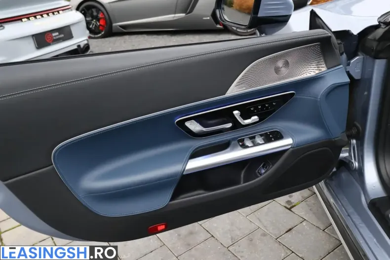 Mercedes-Benz SL 63 AMG (Clasa SL) din 2023 cu 7.600 km - oferta MER233978 - foto 11