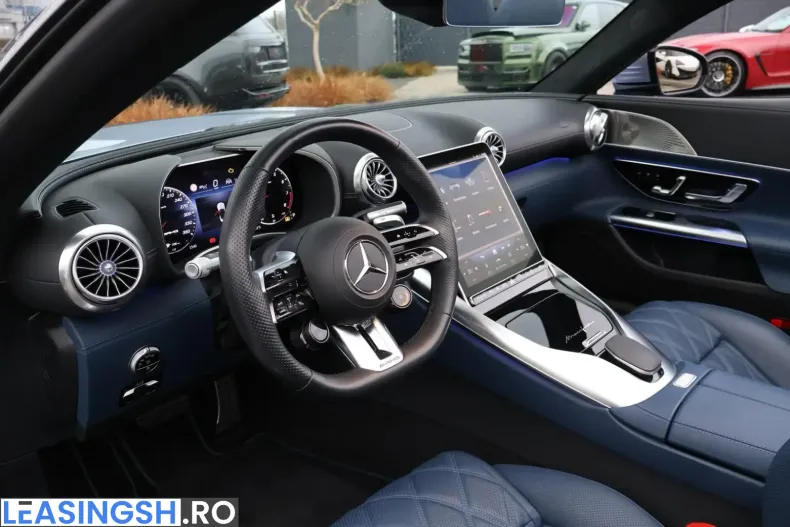 Mercedes-Benz SL 63 AMG (Clasa SL) din 2023 cu 7.600 km - oferta MER233978 - foto 13