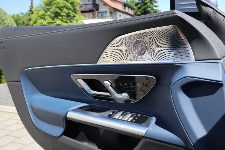 Mercedes-Benz SL 63 AMG (Clasa SL) din 2023 cu 7.600 km - oferta MER233978 - foto 25