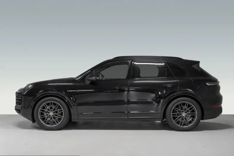 Porsche Cayenne din 2024 cu 21.700 km - oferta POR233983 - foto 3