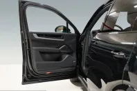 Porsche Cayenne din 2024 cu 21.700 km - oferta POR233983 - foto 19