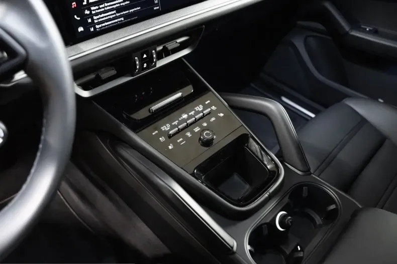 Porsche Cayenne din 2024 cu 21.700 km - oferta POR233983 - foto 22