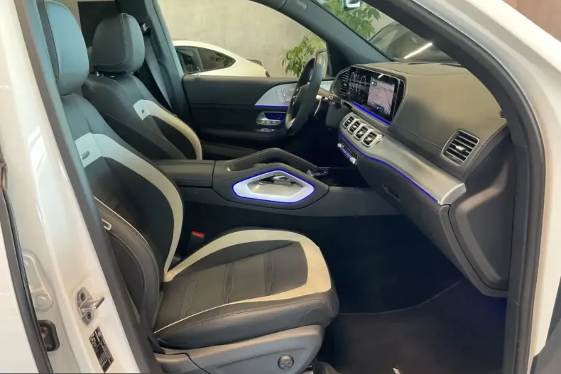 Mercedes-Benz GLE 63 AMG (Clasa GLE) din 2024 cu 19.000 km - oferta MER233988 - foto 27