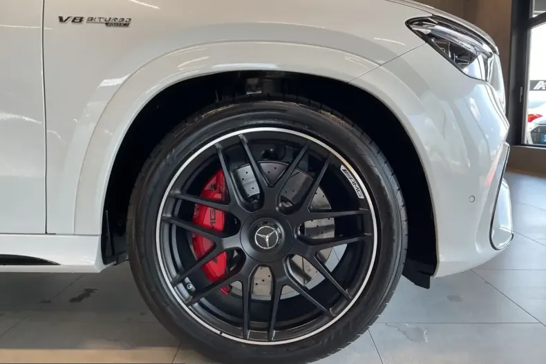 Mercedes-Benz GLE 63 AMG (Clasa GLE) din 2024 cu 19.000 km - oferta MER233988 - foto 42