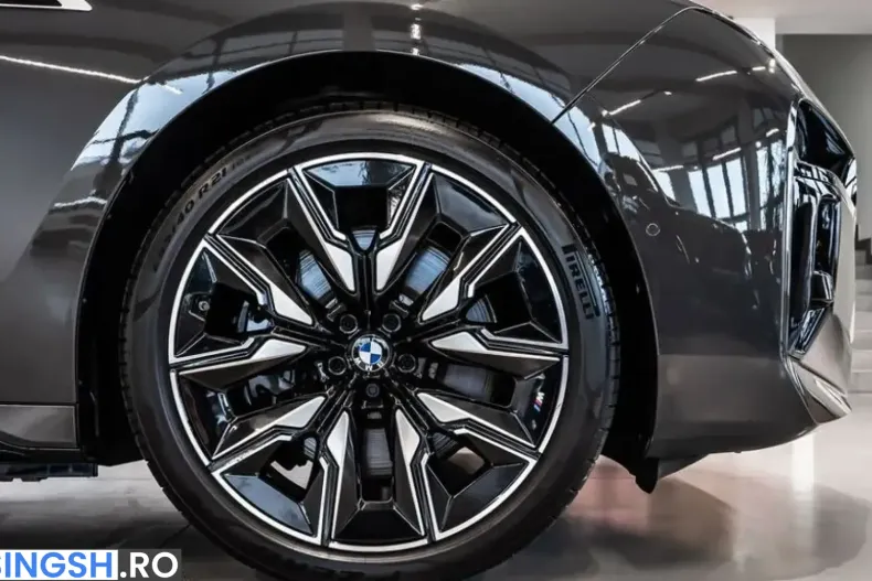 BMW M760 (Seria 7) din 2024 cu 28.040 km - oferta BMW233990 - foto 8