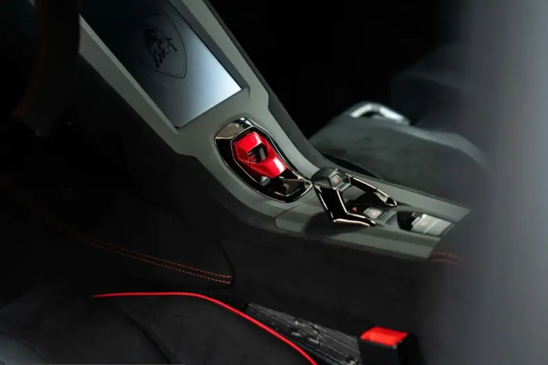 Lamborghini Huracán din 2024 cu 3.200 km - oferta LAM233994 - foto 12
