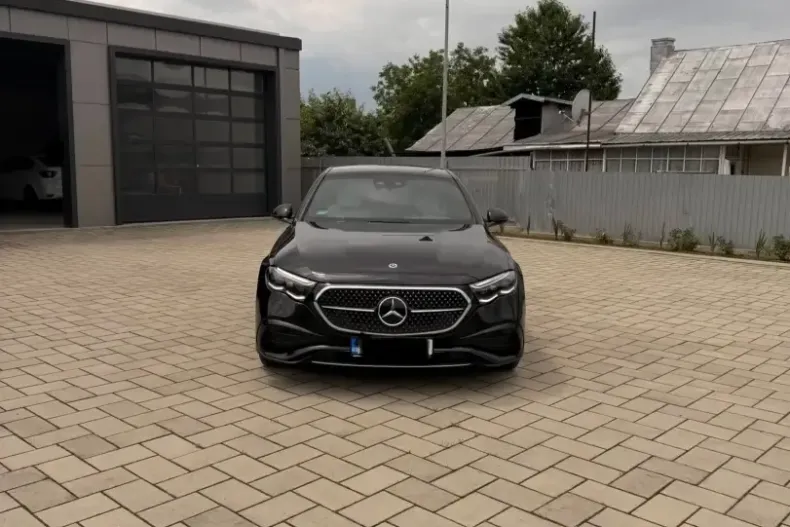 Mercedes-Benz E 300 (Clasa E) din 2025 cu 28.500 km - oferta MER233999 - foto 7