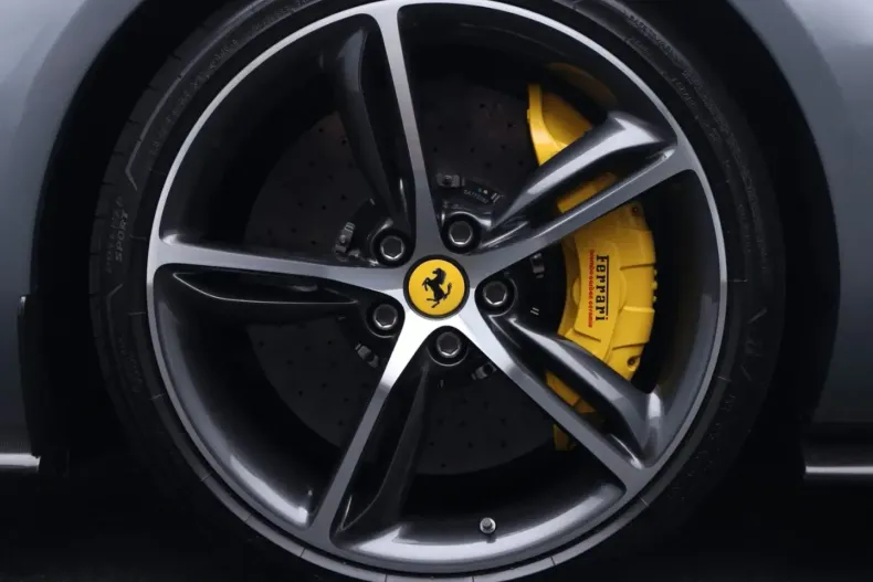 Ferrari 296 GTS din 2023 cu 5.200 km - oferta FER234004 - foto 13