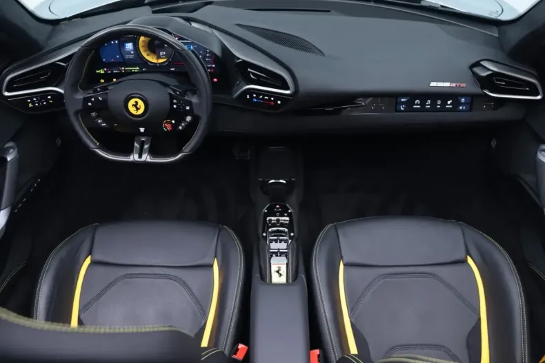 Ferrari 296 GTS din 2023 cu 5.200 km - oferta FER234004 - foto 27