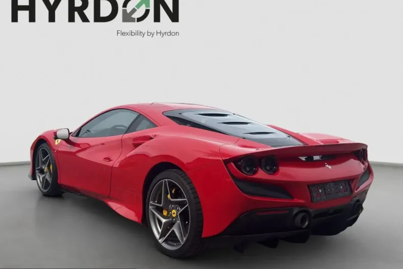 Ferrari F8 din 2022 cu 5.136 km - oferta FER234007 - foto 3