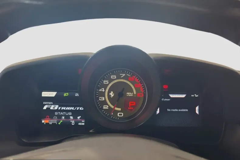 Ferrari F8 din 2022 cu 5.136 km - oferta FER234007 - foto 10