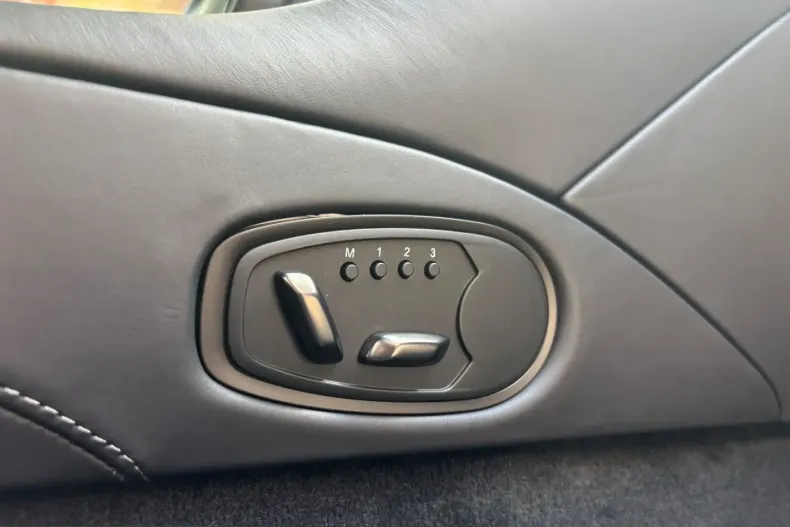 Aston Martin DBS din 2023 cu 2.996 km - oferta AST234011 - foto 20