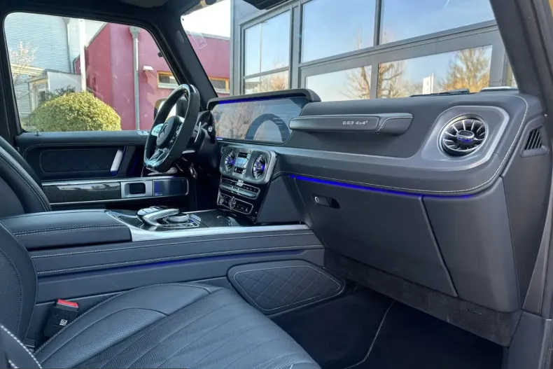 Mercedes-Benz G 63 AMG (Clasa G) din 2023 cu 8.500 km - oferta MER234012 - foto 12