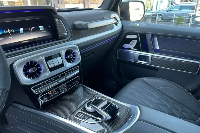 Mercedes-Benz G 63 AMG (Clasa G) din 2023 cu 8.500 km - oferta MER234012 - foto 13