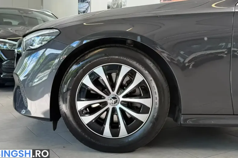 Mercedes-Benz E 220 (Clasa E) din 2025 cu 19.468 km - oferta MER234016 - foto 7