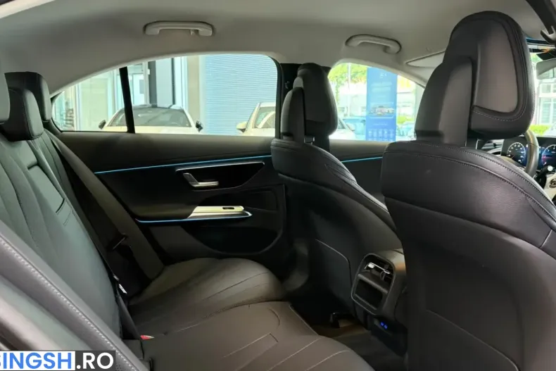 Mercedes-Benz E 220 (Clasa E) din 2025 cu 19.468 km - oferta MER234016 - foto 10