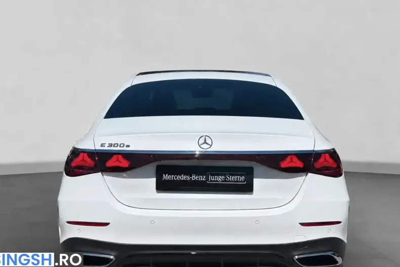 Mercedes-Benz E 300 (Clasa E) din 2025 cu 14.772 km - oferta MER234017 - foto 4