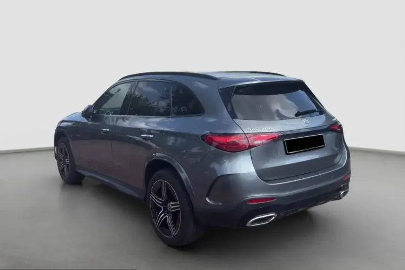 Mercedes-Benz GLC 300 (Clasa GLC) din 2023 cu 30.944 km - oferta MER234021 - foto 4