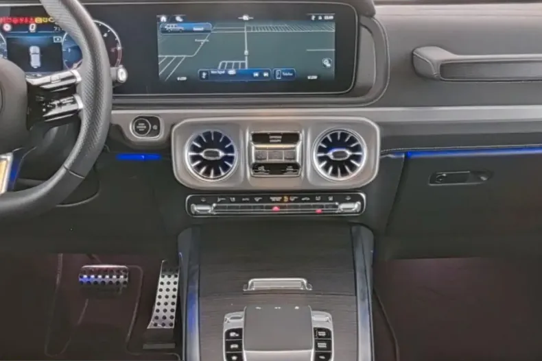 Mercedes-Benz G 450 (Clasa G) din 2025 cu 20.421 km - oferta MER234026 - foto 6