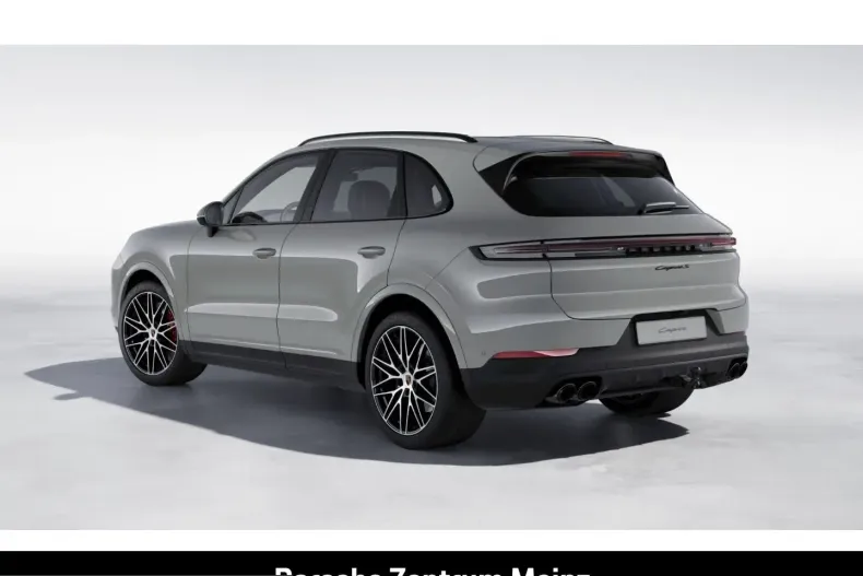Porsche Cayenne din 2023 cu 11.120 km - oferta POR234032 - foto 3