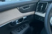 Volvo XC90 din 2025 cu 19.798 km - oferta VOL234035 - foto 19