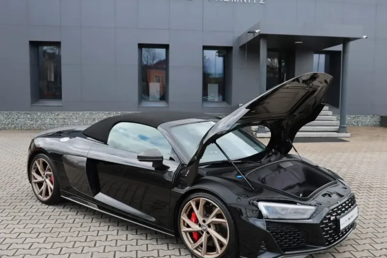 Audi R8 din 2024 cu 22.608 km - oferta AUD234045 - foto 3
