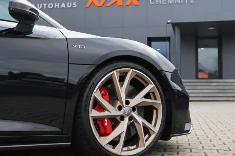 Audi R8 din 2024 cu 22.608 km - oferta AUD234045 - foto 9