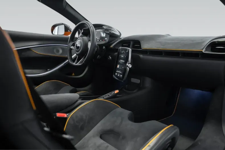McLaren Artura din 2024 cu 29.500 km - oferta MCL234050 - foto 9